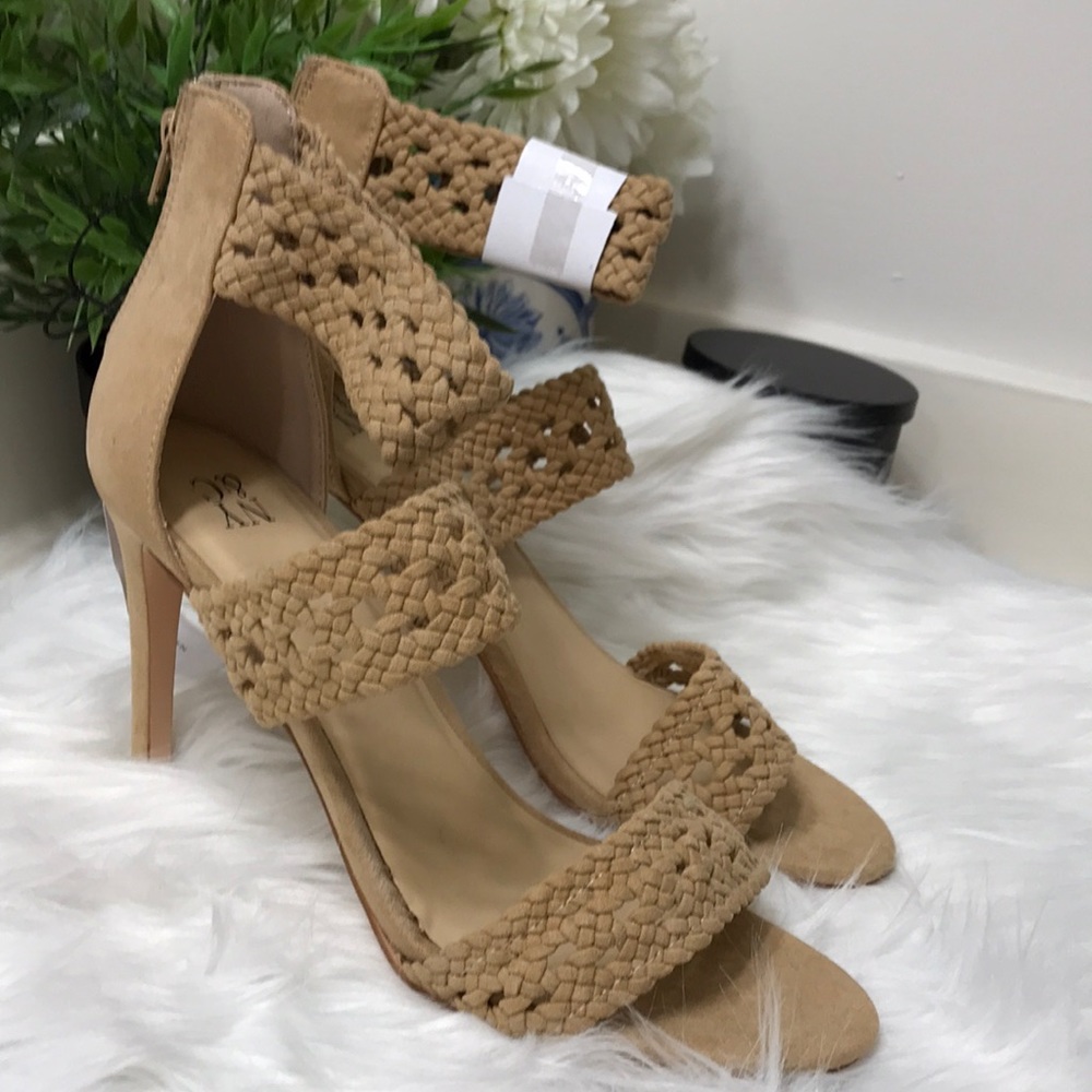 NWT NY & co faux suede woven open toe 4” heels